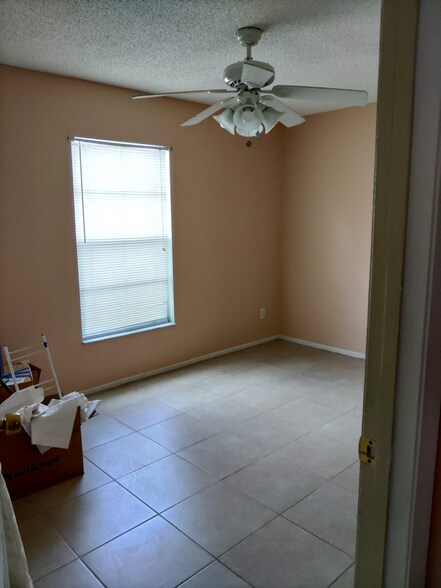 Building Photo - 1760 Santee Ave