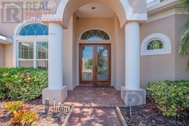 Building Photo - 8009 Waterview Blvd