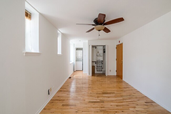 Building Photo - Washington Square West Condo