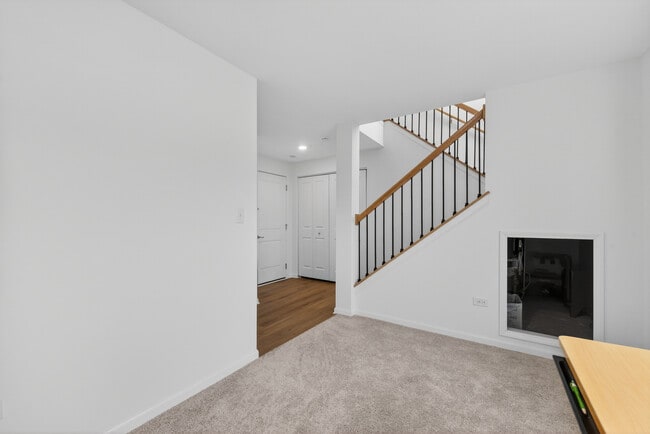 Building Photo - 25631 W Wakefield Dr