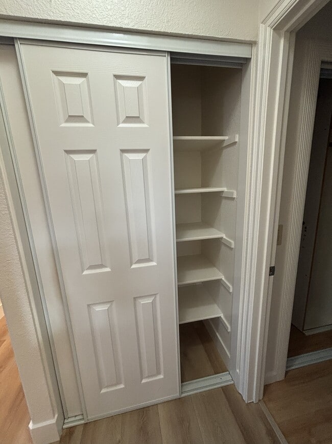 Building Photo - 34 Alvares Ct