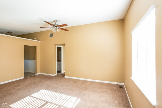 Building Photo - 5934 Parterra Dr