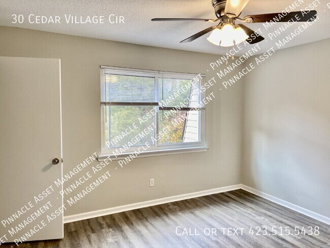 Building Photo - 30 Cedar Village Cir