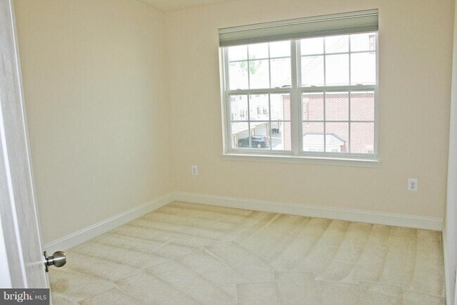 Building Photo - 12609 Horseshoe Bend Cir