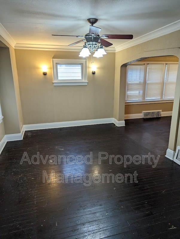 Building Photo - 3941 N 24th Pl