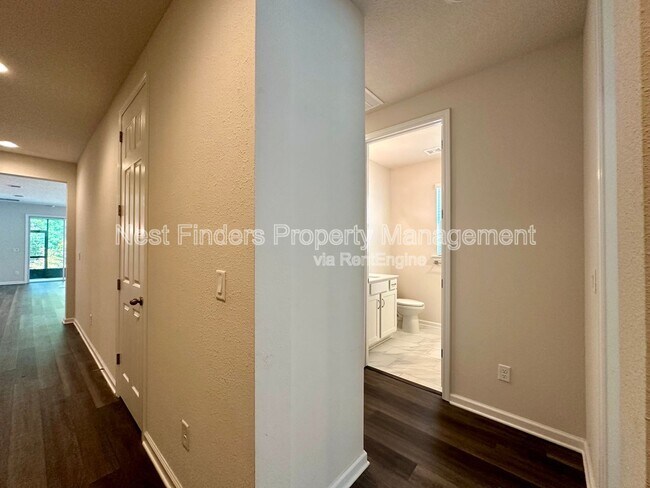 Building Photo - 282 Little Bear Run