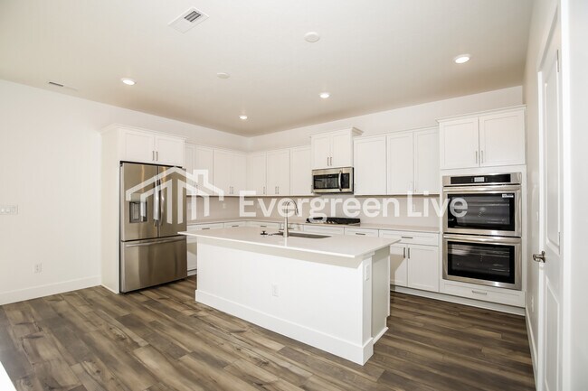 Building Photo - 14359 Ripples Dr