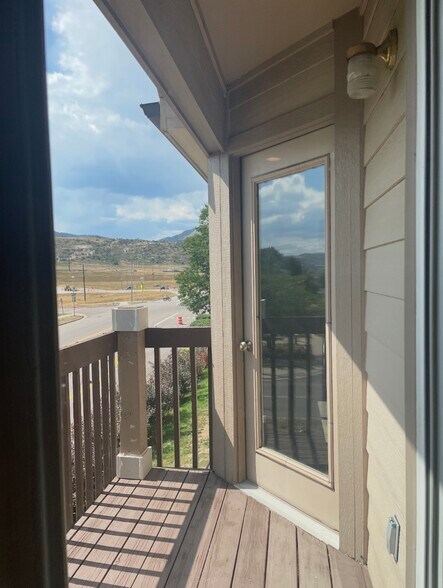 Back Deck - 4286 S Eldridge St