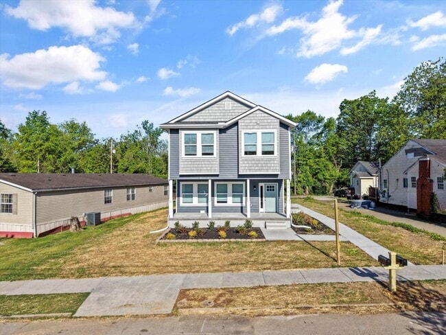 Building Photo - 2713 Tarleton Ave