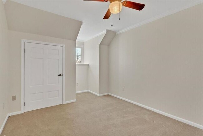 Building Photo - 3112 Brightwood Dr, Austin, Texas 78746