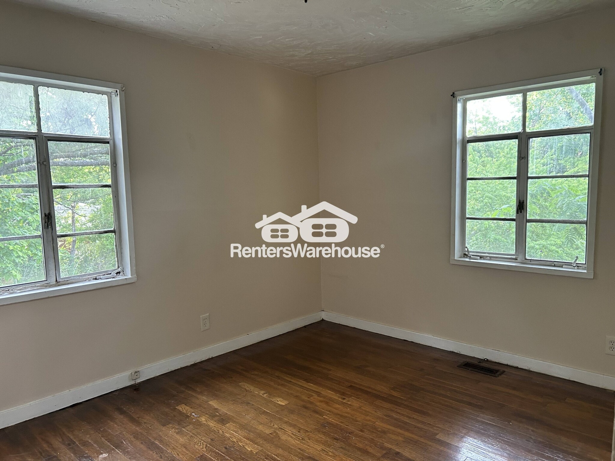Building Photo - 1520 17th Way SW