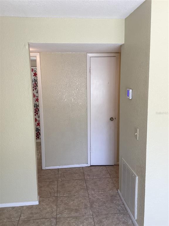 Building Photo - 14321 Hanging Moss Cir