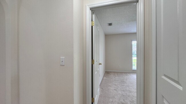 Building Photo - 7468 Aprelle Dr