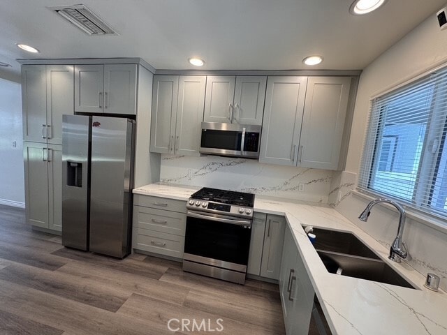 Building Photo - 22647 Clarendon St