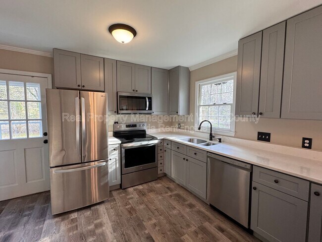 Building Photo - 7001 Norton Ln