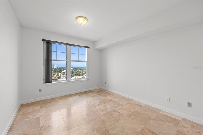 Building Photo - 345 Bayshore Blvd