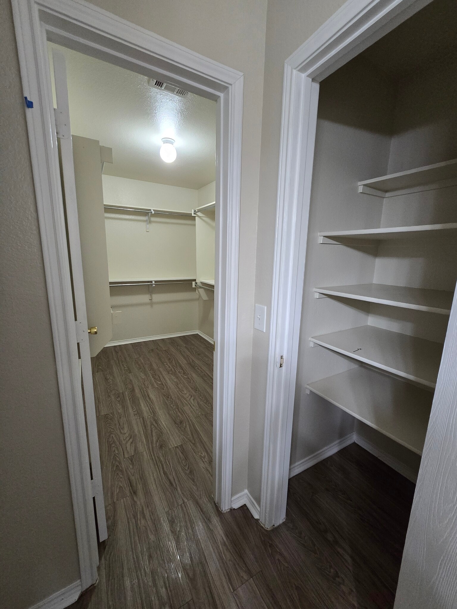 Master Closet and Linen Closet - 3609 Sonoma Dr