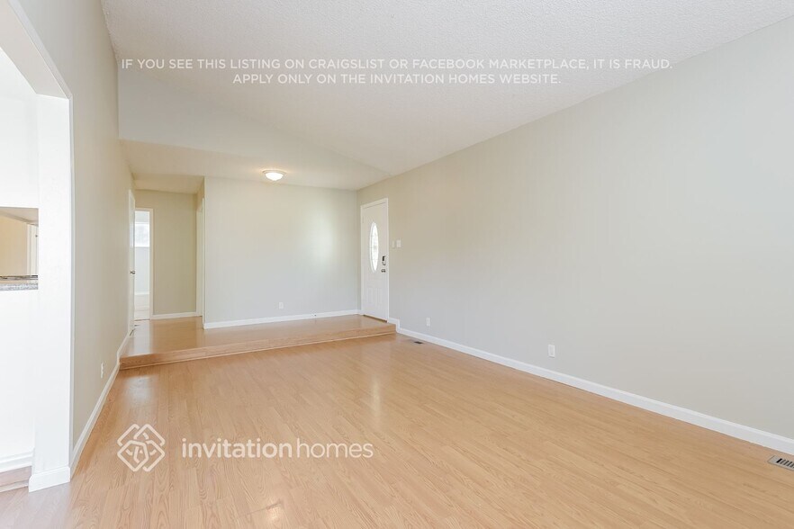 Building Photo - 1529 Sandy Ct