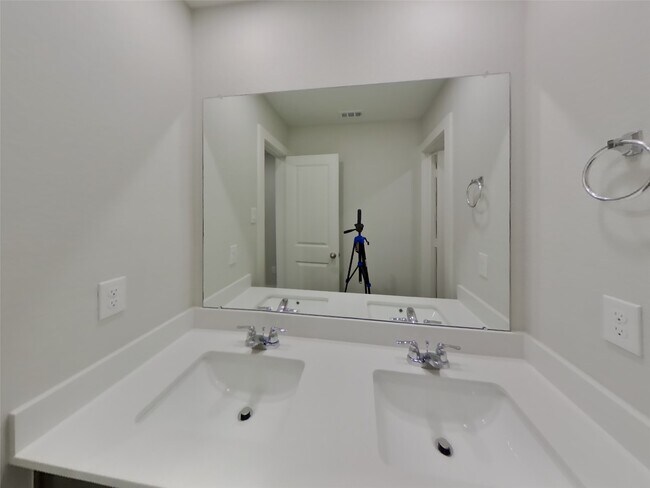 Building Photo - 22718 Terrazzo Dr