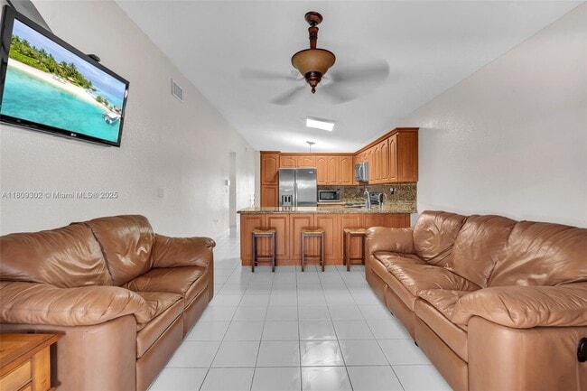 Building Photo - 2767 W 69th Terrace