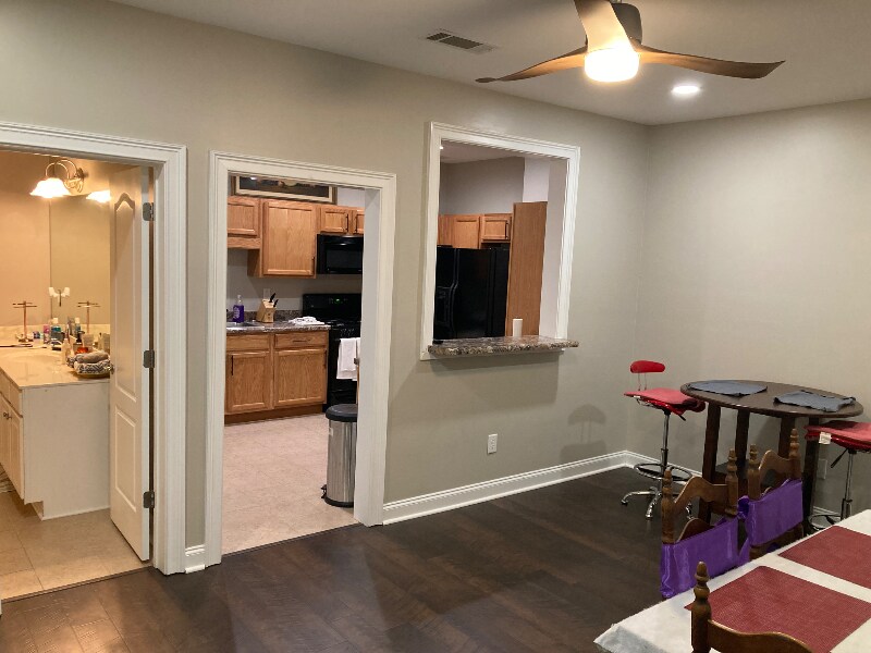 Building Photo - 5516 Ridgemoor Dr