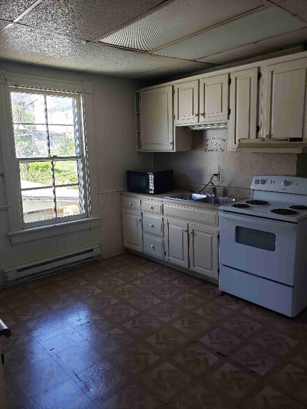 Building Photo - 1612 Pierce St