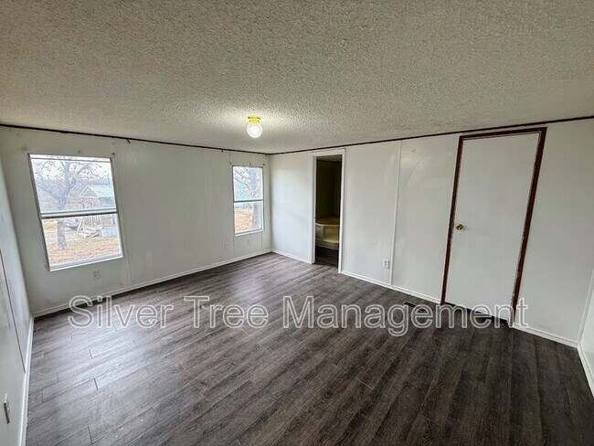 Building Photo - 236 Lark Meadow Dr