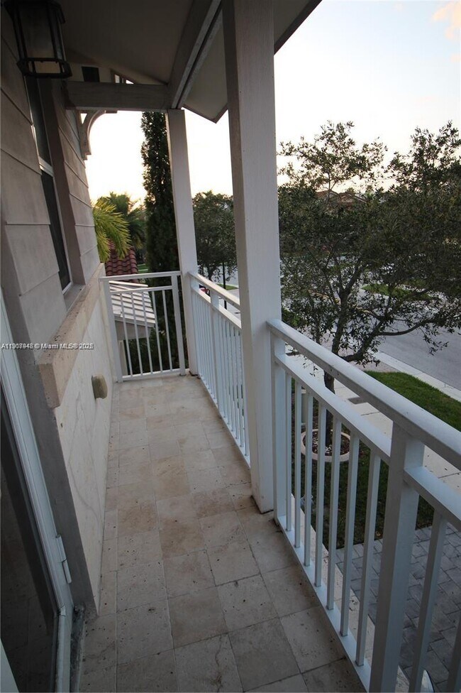 Building Photo - 10564 NW 70th Ln