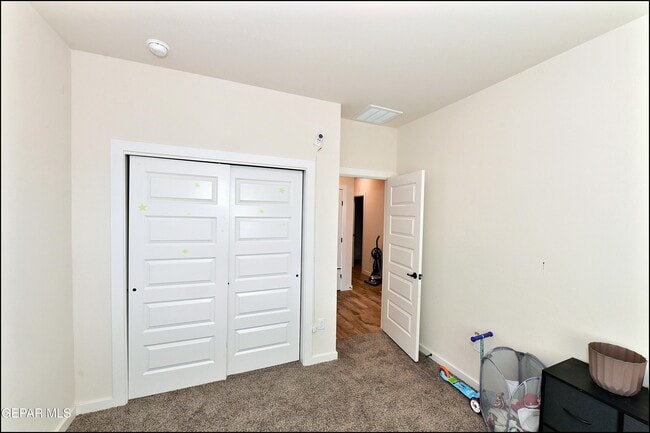 Building Photo - 11182 Blazing Star Pl