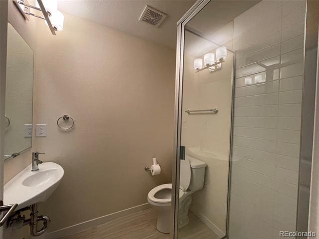 Building Photo - 1883 Vine St