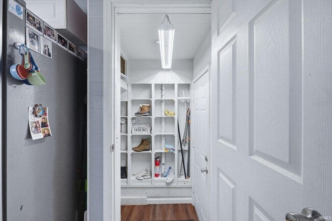 Building Photo - 6290 W State Rd 45