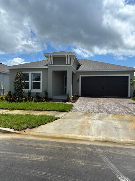 Primary Photo - 4741 Golden Knight Blvd