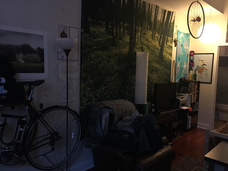 Building Photo - 1835 N 19th St