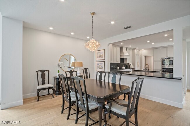 Building Photo - 11448 Quail Village Way