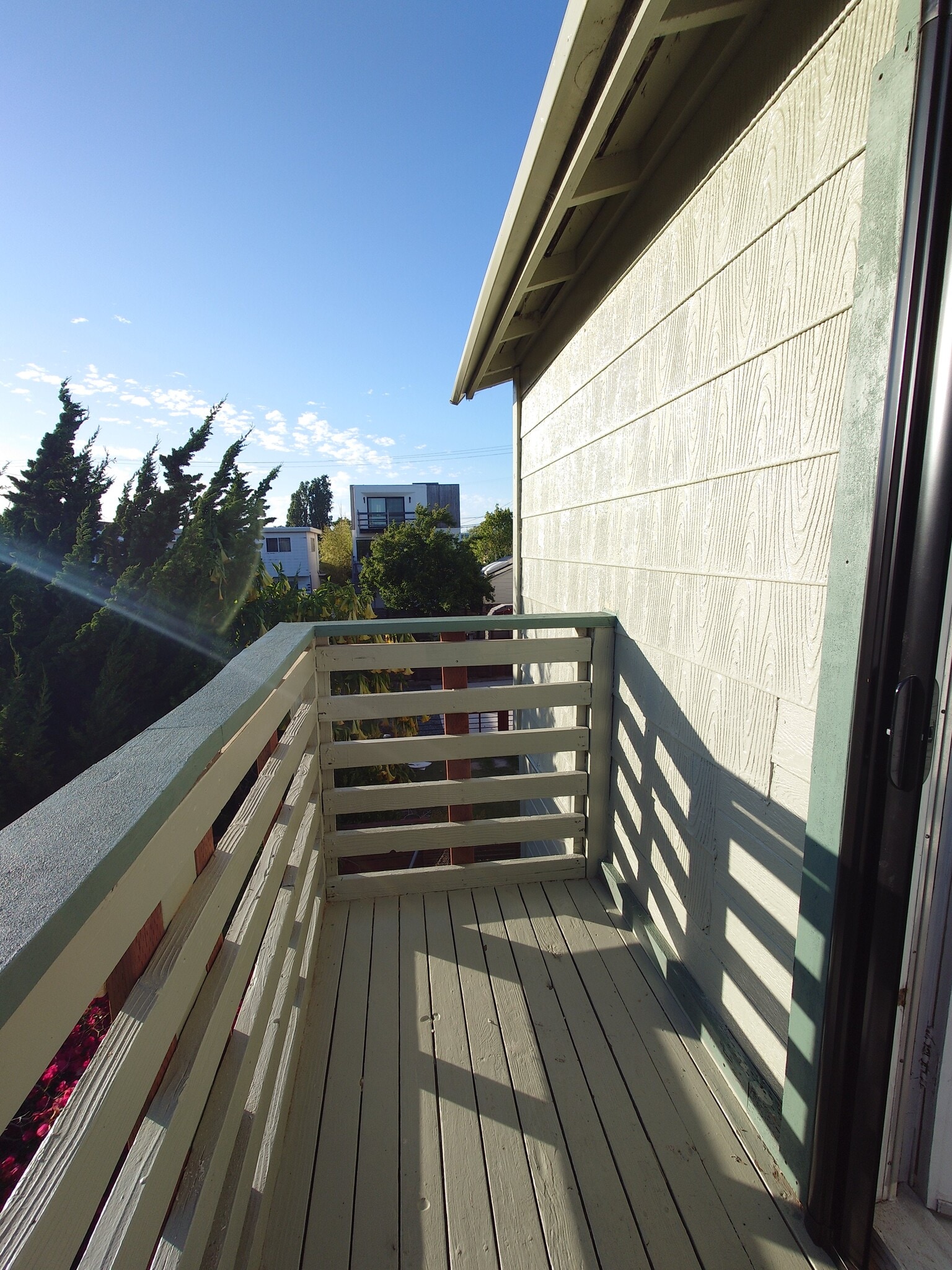 balcony with view - 1474 7th St