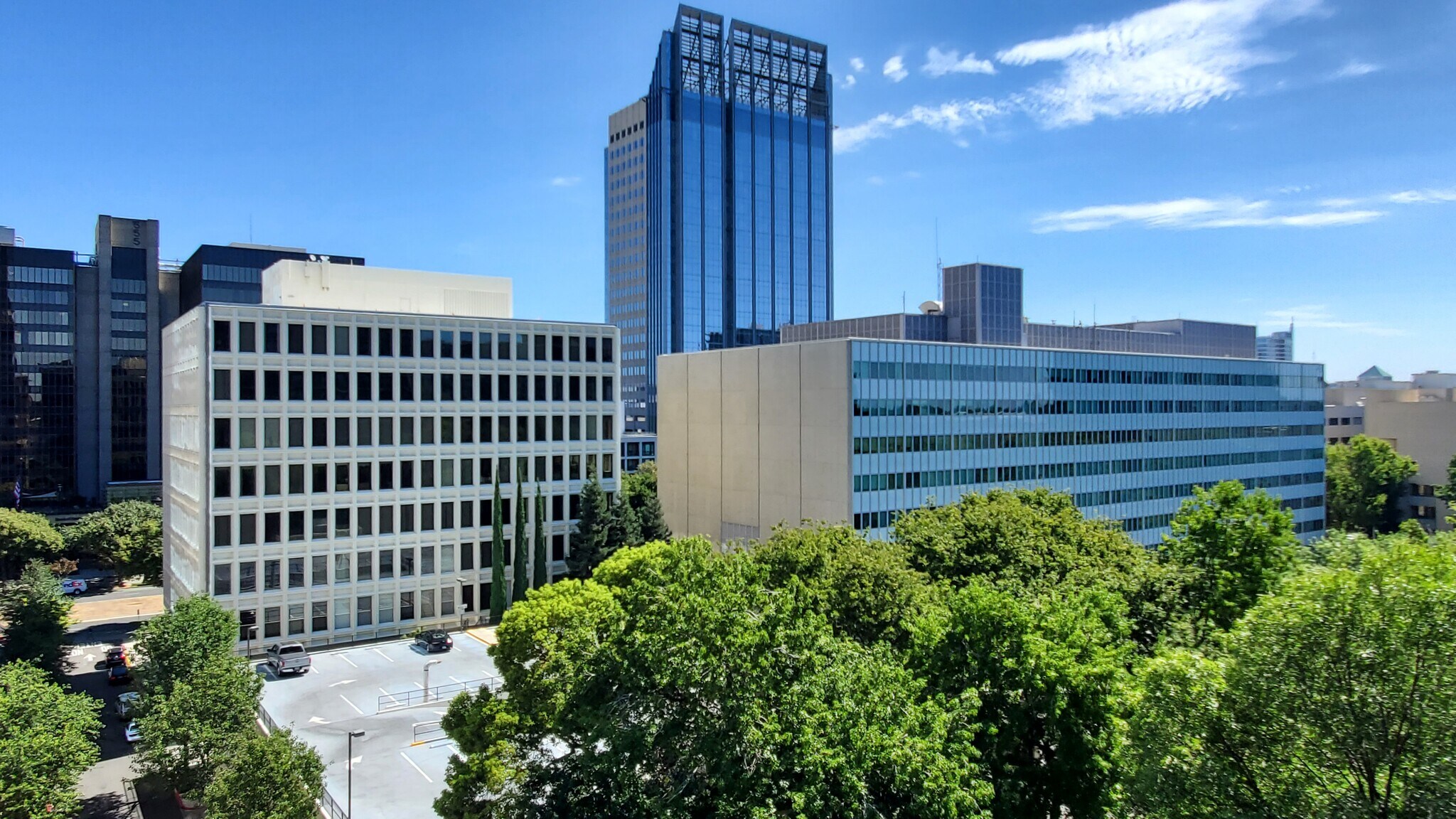 Building Photo - 500 N St