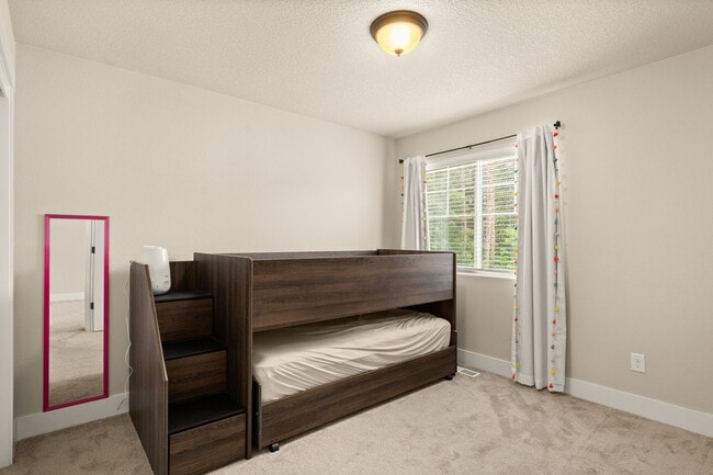 Building Photo - GORGEOUS SHERWOOD 3 BED/2.5 BATH+ OFFICE O...