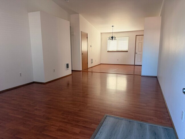 Building Photo - 8429 44th Dr NE