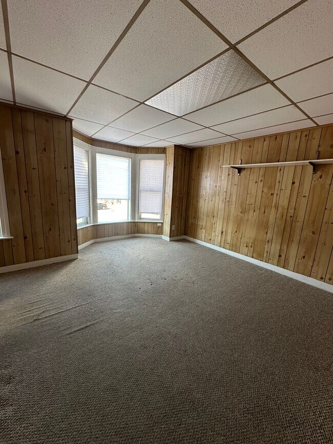 Building Photo - 950 W Princess St