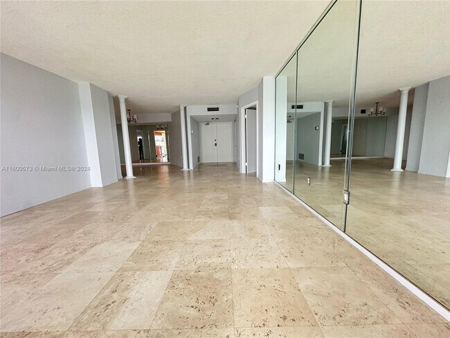 Building Photo - 3410 Galt Ocean Drive Apt #2103N, Fort Lau...