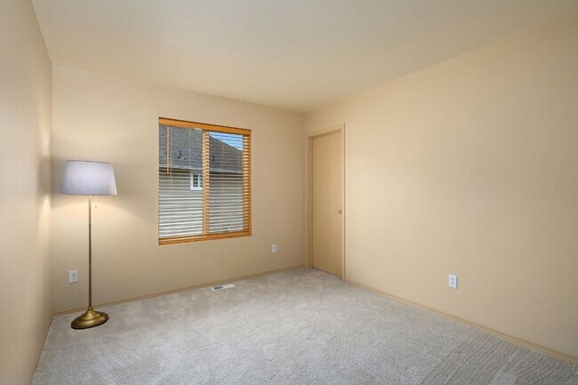 Building Photo - 4Bd/2.5Ba Snoqualmie House
