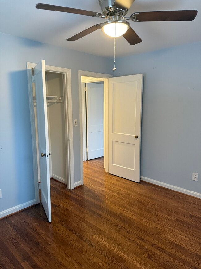 Building Photo - 2321 Riverview Terrace