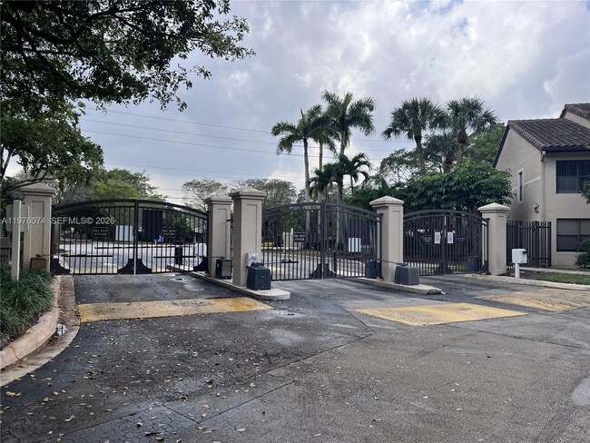 Building Photo - 4221 W McNab Rd