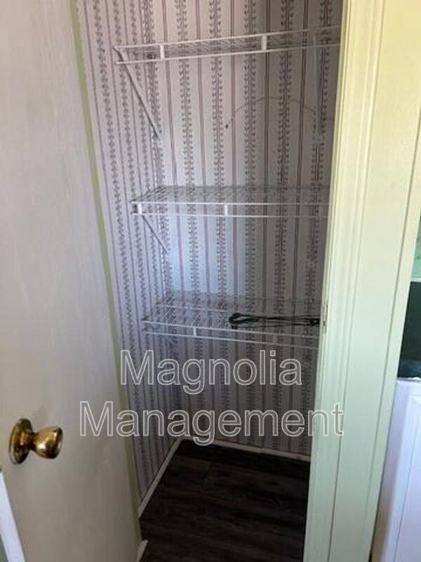 Building Photo - 156 Daffodil Dr