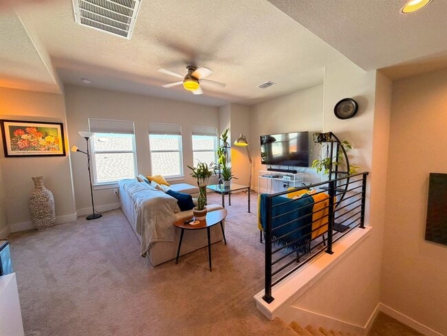 Building Photo - 11001 Charger Wy