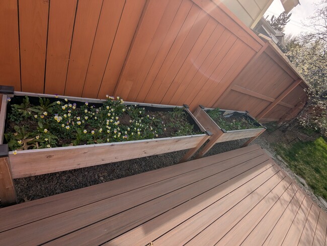 Building Photo - 402 NW 12th St