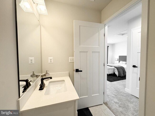 Building Photo - 24604 Cervelo Ter