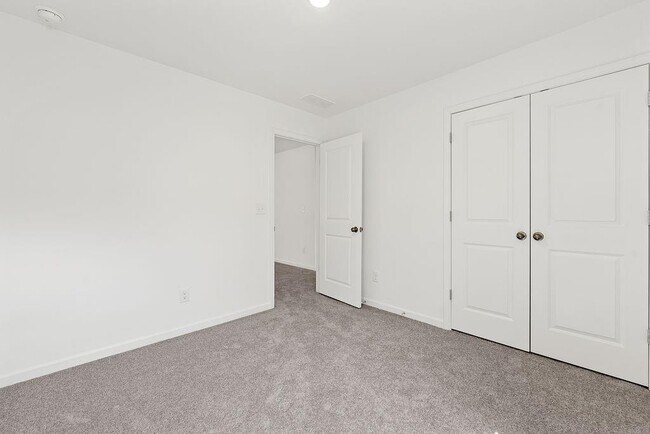 Building Photo - 103 Dewitt Dr