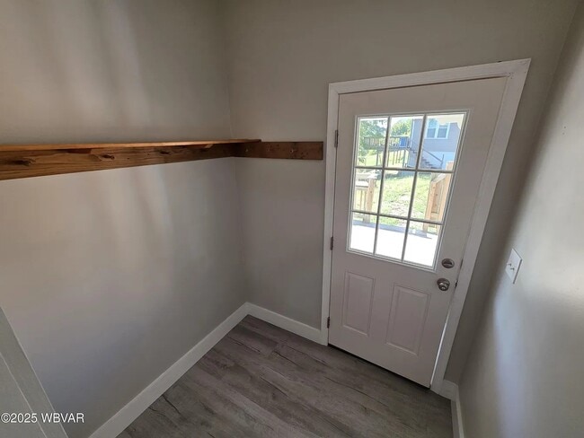 Building Photo - 77 E Houston Ave