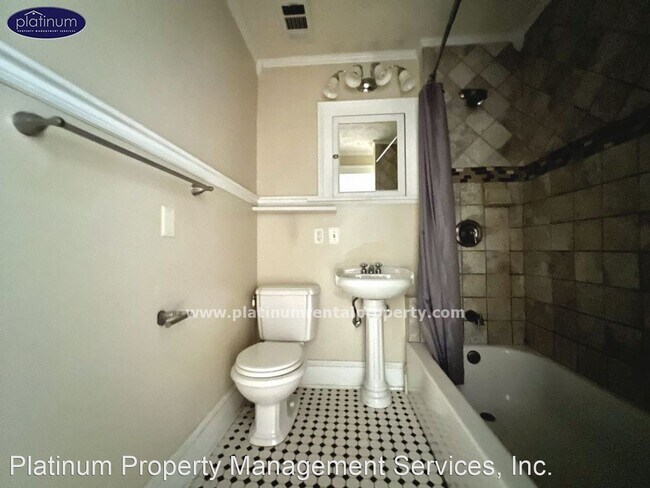 Building Photo - 1 br, 1 bath House - 1125 Briarcliff Place...